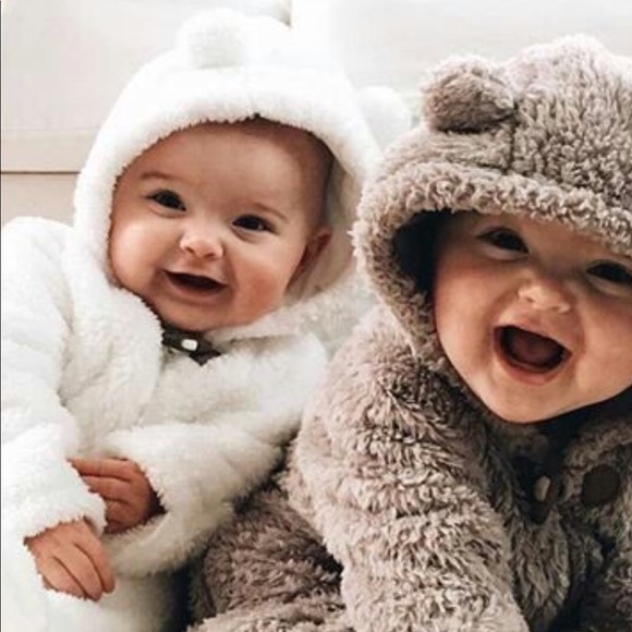 WELCOME to my closet. 💝 I Posh ambassador !!!💕💕 - Picture 2 of 7